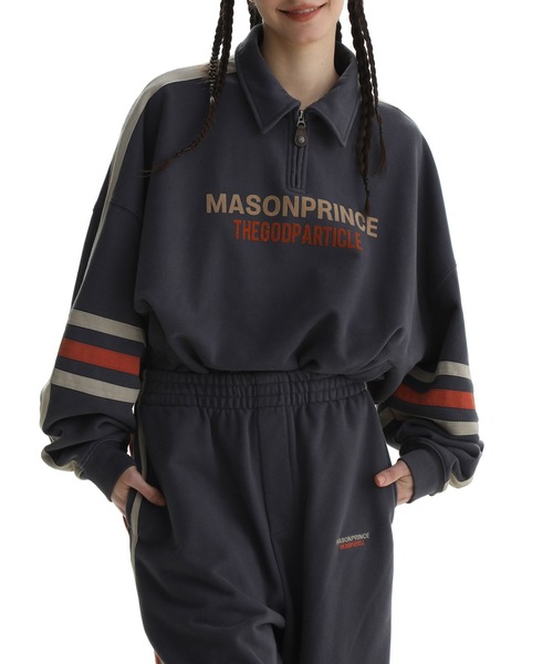 MASONPRINCE（メイソンプリンス）の「ハーフZIP 袖ライン カレッジ風 スウェット WY6214【MASONPRINCE × THE GOD PARTICLE】（スウェット・メンズ・パープル/ダークネイビー・L/M/S）」の4枚目の写真