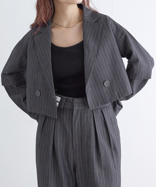 w closet（ダブルクローゼット）の「【2WAY】ショートダブルテーラードジャケット（テーラードジャケット・レディース・ネイビー×ホワイト/チャコールグレー/グレー系その他・FREE）」の5枚目の写真