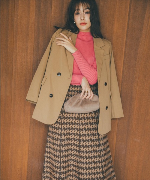 KOBE LETTUCE(コウベレタス)の「ピークドラペルテーラードジャケット(テーラードジャケット・レディース・キャメル/ブラック・M)」の7枚目の写真