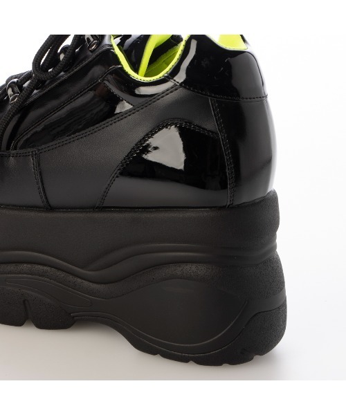 Mafmof(マフモフ)の「Mafmof(マフモフ)9cmソール厚底レースアップスニーカー(スニーカー・レディース・ブラック/ホワイト・M/S/L/LL)」の15枚目の写真