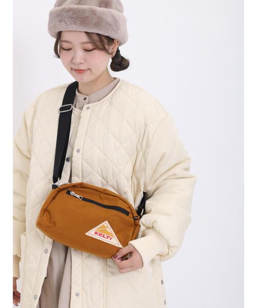 Samansa Mos2(サマンサ モスモス)の「【KELTY】ROUND TOP BAG S(ハンドバッグ・レディース・ブラック/キャメル・F)」の1枚目の写真
