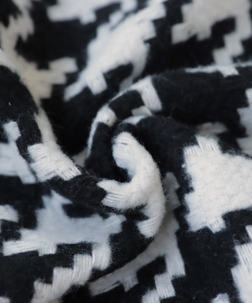 antiqua（アンティカ）の「千鳥柄デザインコート（ステンカラーコート・レディース・ブラック・FREE）」の18枚目の写真