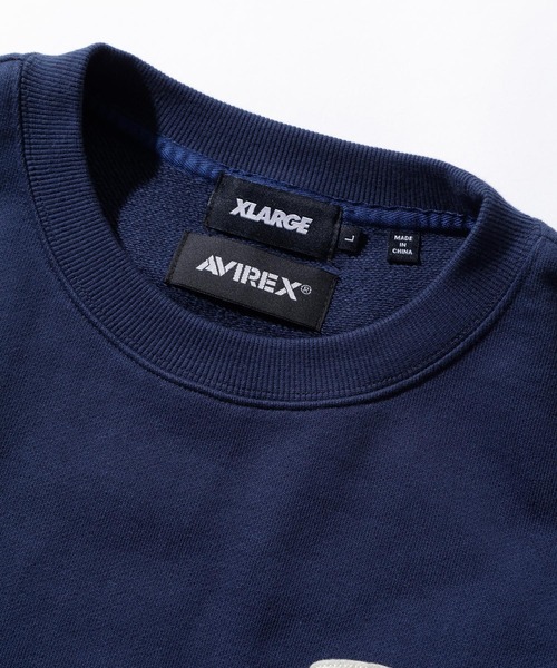 AVIREX(アヴィレックス)の「XLARGE × AVIREX CREWNECK SWEAT(スウェット・メンズ・ブラック/ネイビー・X-LARGE/LARGE/MEDIUM/SMALL)」の4枚目の写真