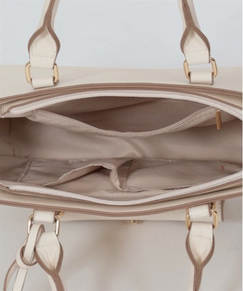 axes femme（アクシーズファム）の「パスケース付薔薇型押しバッグ（ショルダーバッグ・レディース・ピンク/キナリ/ブラック・FREE）」の13枚目の写真