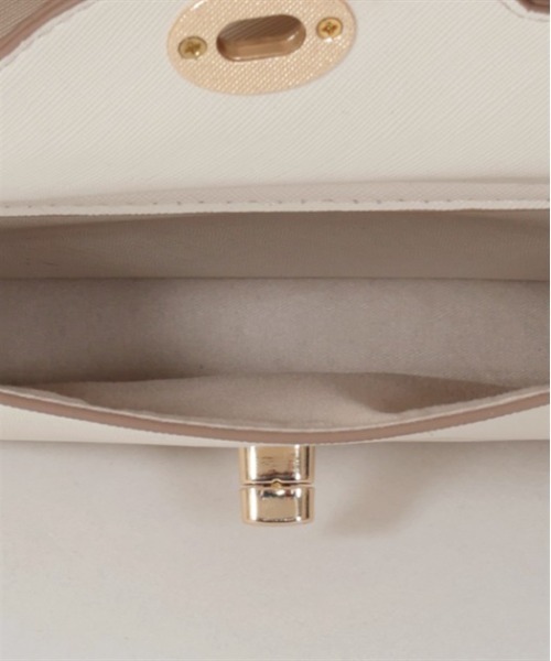 axes femme（アクシーズファム）の「パスケース付薔薇型押しバッグ（ショルダーバッグ・レディース・ピンク/キナリ/ブラック・FREE）」の14枚目の写真