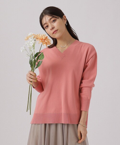 DRESKIP(ドレスキップ)の「◆【洗える】コットンVネックニット【CIRCRIC】(ニット/セーター・レディース・ライトベージュ/ブラック系2/ピンク系/ブルー・02/03/04)」の4枚目の写真