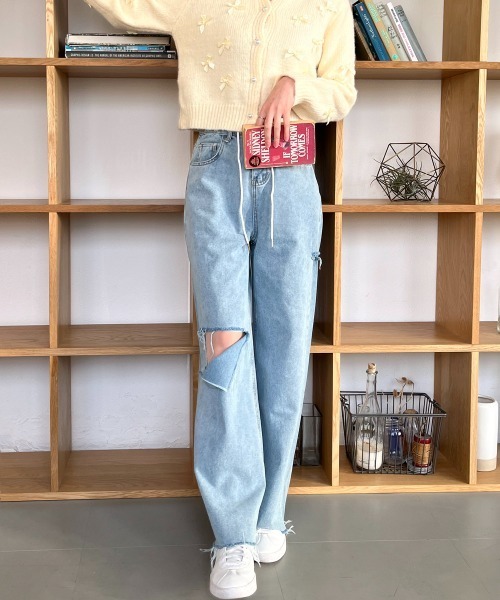Rejoule(リジュール)の「ダメージストリングデニムパンツ(デニムパンツ・レディース・ホワイト/サックスブルー・S/M)」の7枚目の写真