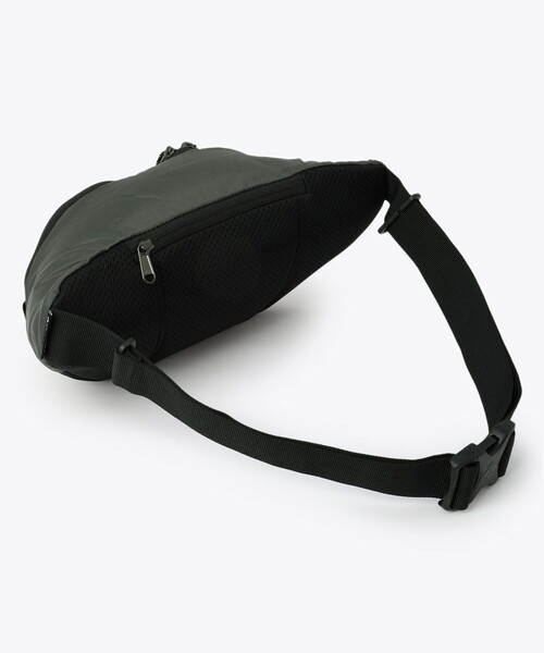 Columbia（コロンビア）の「撥水 Columbia／パナシーア ヒップバッグ／コロンビア（ボディバッグ/ウエストポーチ・レディース・ブラック/ブラック系その他/グリーン/マスタード/ベージュ/オレンジ/ネイビー/グレー系その他2/オレンジ系その他/グレー系その他3・ONE SIZE）」の16枚目の写真