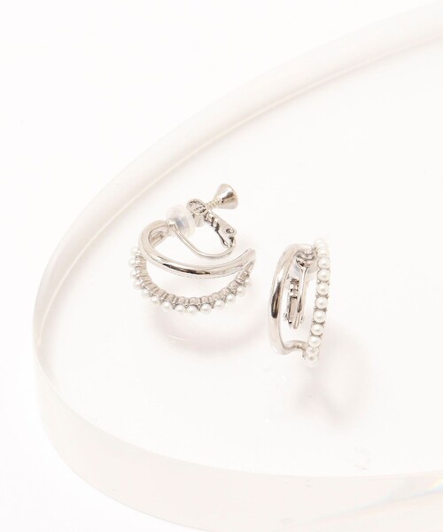 NOLLEY’S(ノーリーズ)の「プチ2ラインイヤリング(イヤリング・レディース・シルバー/ゴールド・FREE)」の3枚目の写真