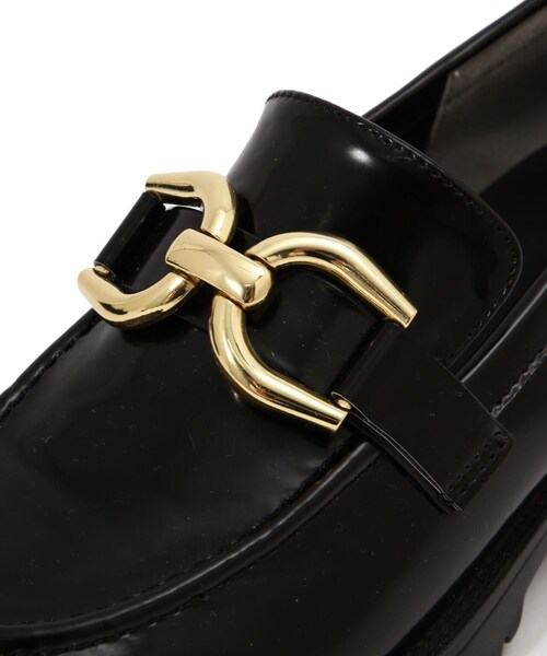 EDIT COLOGNE（エディットコロン）の「ビット付プラットフォームローファー（パンプス・レディース・ベージュ/オフホワイト/ブラック・MEDIUM/LARGE）」の7枚目の写真