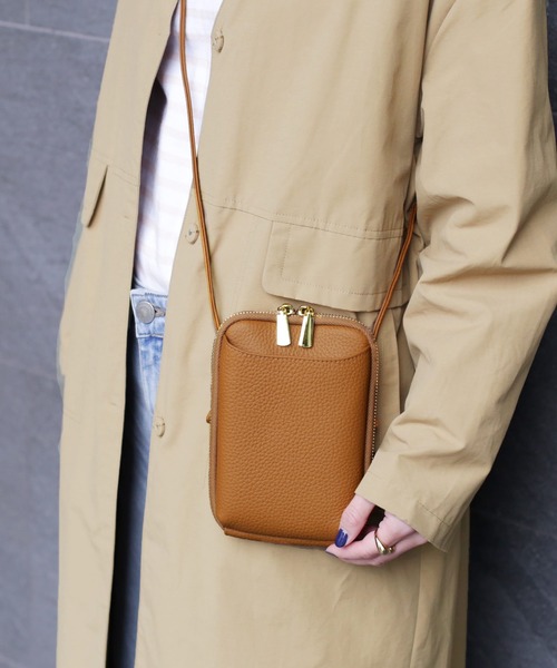 LOEWE ブラウンレザー スマホショルダーバッグ ほぼ未使用 美品 Life Glad スマホショルダー お財布ショルダー 財布付き バッグ