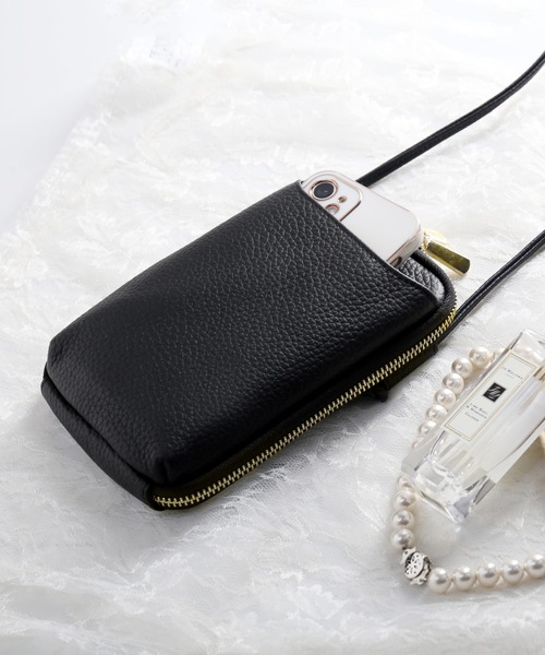Mia Borsa（ミアボルサ）の「[Mia Borsa]本革レザースマホポーチ スマホショルダー（ショルダーバッグ・レディース・キャメル/ウッド/ブラック/アイボリー・FREE）」の5枚目の写真