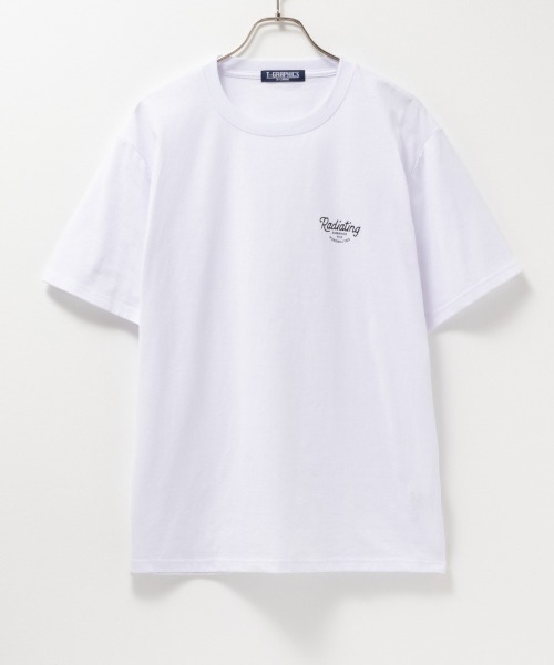 Mac-House(マックハウス)の「T-GRAPHICS SHORT SLEEVE T-SHIRT(Tシャツ/カットソー・メンズ・ブルー系1/ブラック系2/グリーン系1/グレー系2/ホワイト系2/ホワイト系1/ブラック系1/グレー系1/グレー系3/グレー系4/ブラック系5/グレー系5/ブラック系6/ホワイト系3/ベージュ系1/ブラック系4/ホワイト系5/ブラック系3/ホワイト系4/グレー系6/ホワイト系6/グリーン系2/ネイビー系1/オートミール/ホワイト系7/ホワイト系8/カーキ系1/ベージュ系2/ブラック系7/ブラック系8/ブルー系2/グレー系7/グレー系8/ブラック系9/ライトグレー系/ホワイト系9/ホワイト系その他/ブラック系その他/ブルー系3/グリーン系3・L/M/XL/S)」の3枚目の写真