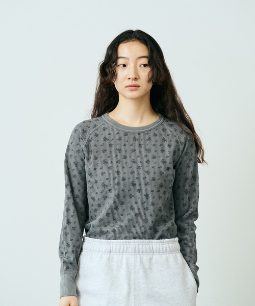 JEMORGAN(ジェーイーモーガン)の「JEMORGAN/ジェーイーモーガン オーバーダイロングスリーブTEE(Tシャツ/カットソー・レディース・ブルー/グレー/イエロー/オレンジ/グリーン・FREE)」の19枚目の写真