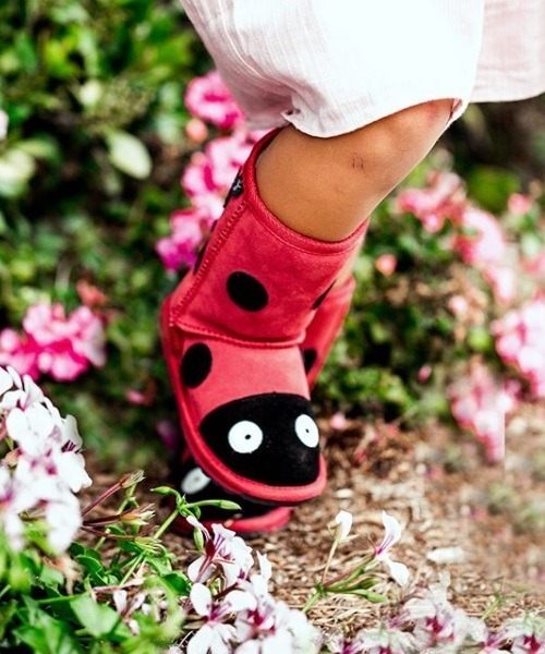 EMU Australia(エミューオーストラリア)の「Ladybird(ブーツ・キッズ・レッド・15cm/17cm/18cm/16cm/19cm/13cm/14cm/22cm/20cm/21cm)」の1枚目の写真