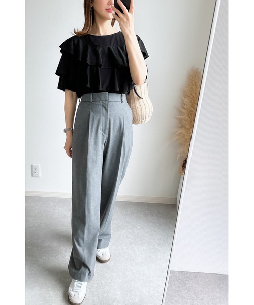 &. NOSTALGIA(アンドドットノスタルジア)の「【ZOZO限定】アシメフリルディティールカットソー(Tシャツ/カットソー・レディース・ホワイト/ブラック・M)」の19枚目の写真
