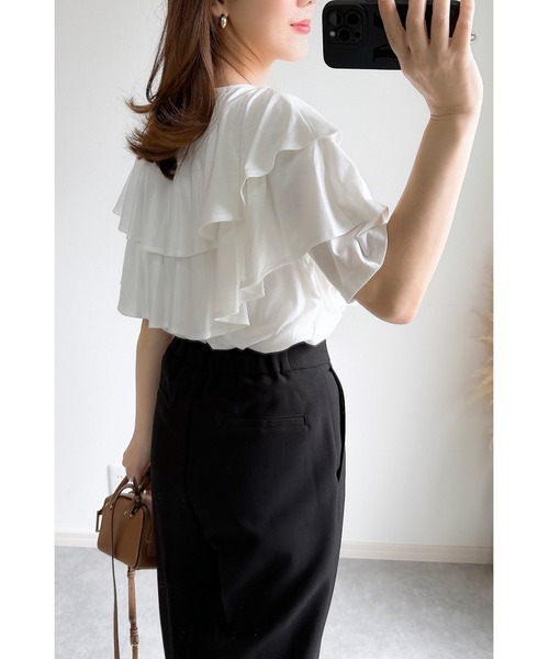 &. NOSTALGIA(アンドドットノスタルジア)の「【ZOZO限定】アシメフリルディティールカットソー(Tシャツ/カットソー・レディース・ホワイト/ブラック・M)」の15枚目の写真