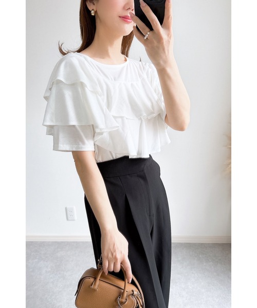&. NOSTALGIA(アンドドットノスタルジア)の「【ZOZO限定】アシメフリルディティールカットソー(Tシャツ/カットソー・レディース・ホワイト/ブラック・M)」の14枚目の写真