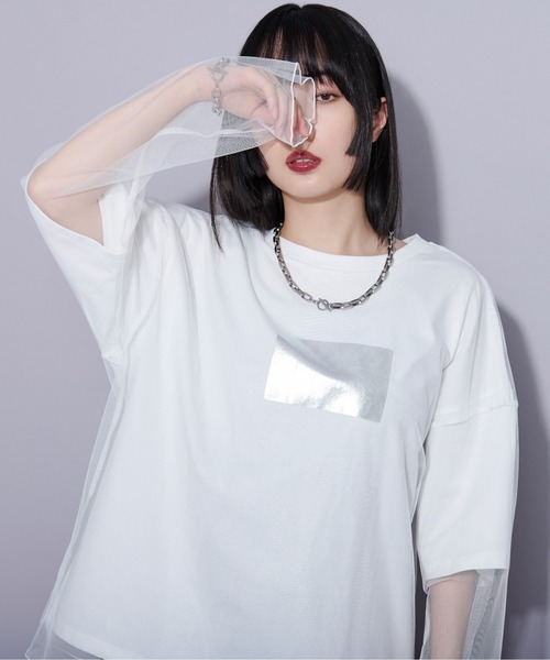 Ellno Loset(エルノロゼット)の「メタリックptチュールレイヤードT(Tシャツ/カットソー・メンズ・オフホワイト/ブラック・MEDIUM/SMALL/LARGE)」の2枚目の写真