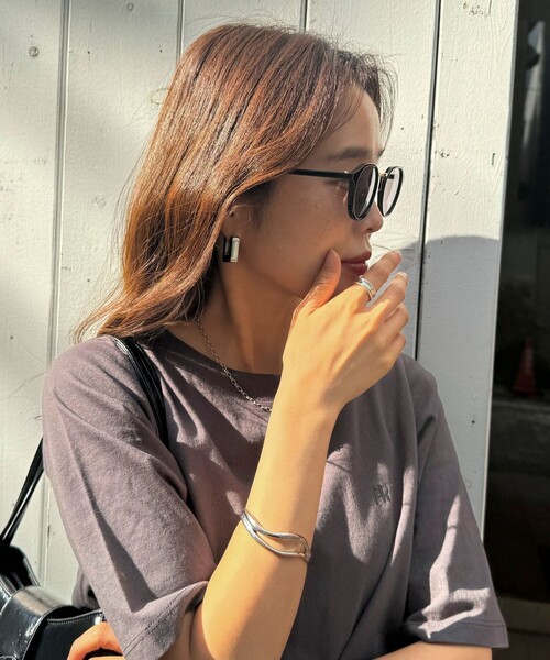 fredy emue（フレディエミュ）の「メタルセル軽量ボストンサングラス（サングラス・レディース・ブラウン系その他/チャコールグレー/オリーブ・FREE）」の9枚目の写真