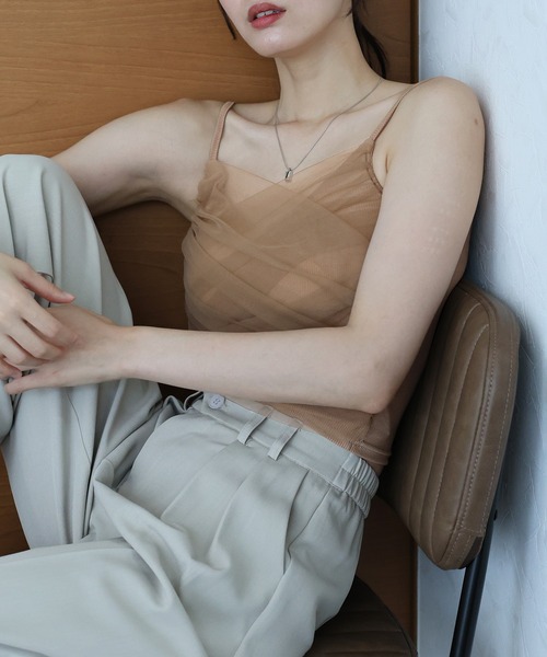 BLUEEAST（ブルーイースト）の「カップ付きチュールレイヤードキャミソール（キャミソール・レディース・ミント/ホワイト/ブラック/ベージュ/ブラウン/グレー/パープル・MEDIUM）」の4枚目の写真