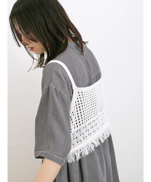 Samansa Mos2 blue(サマンサモスモスブルー)の「◎前後2wayメッシュフリンジニットビスチェ(ニット/セーター・レディース・ブラック/グレー/オフホワイト・F)」の10枚目の写真