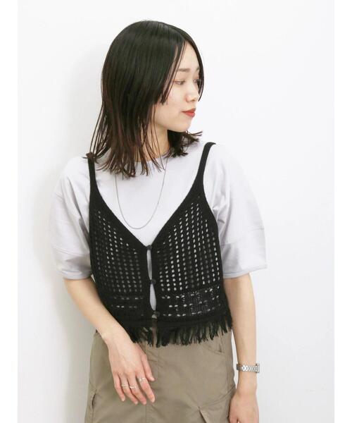 Samansa Mos2 blue(サマンサモスモスブルー)の「◎前後2wayメッシュフリンジニットビスチェ(ニット/セーター・レディース・ブラック/グレー/オフホワイト・F)」の17枚目の写真