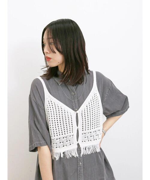 Samansa Mos2 blue(サマンサモスモスブルー)の「◎前後2wayメッシュフリンジニットビスチェ(ニット/セーター・レディース・ブラック/グレー/オフホワイト・F)」の21枚目の写真