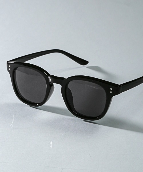 LUXSTYLE（ラグスタイル）の「ウェリントンサングラス（サングラス・メンズ・ライトブルー/ライトグレー/ブラック/ライトブラウン・FREE）」の2枚目の写真