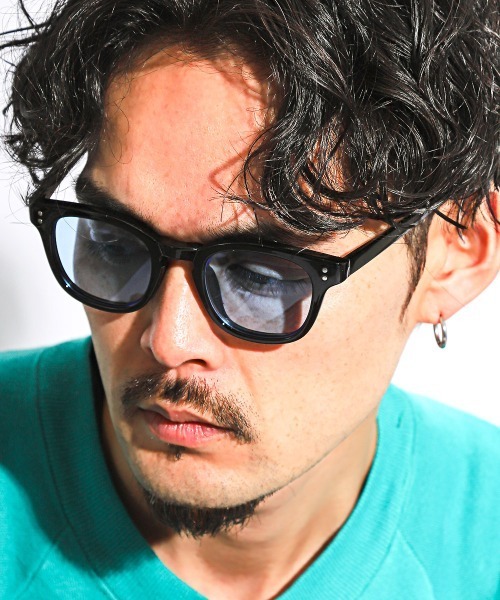 LUXSTYLE（ラグスタイル）の「ウェリントンサングラス（サングラス・メンズ・ライトブルー/ライトグレー/ブラック/ライトブラウン・FREE）」の5枚目の写真