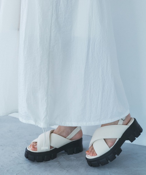 VIS(ビス)の「ボレロセットキャミワンピース(ワンピース・レディース・ブラック/ホワイト・FREE)」の4枚目の写真