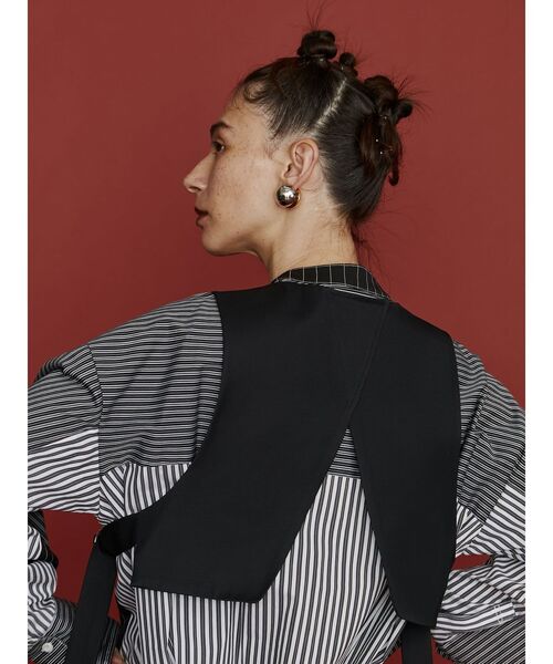 UN3D.（アンスリード）の「ARCH POCKET SHORT VEST / アーチ
