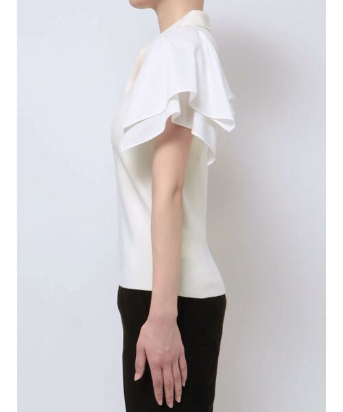 LAGUNAMOON（ラグナムーン）の「スクエアフリルスリーブニットプルオーバー（ニット/セーター・レディース・ブラック/アイボリー・FREE）」の9枚目の写真