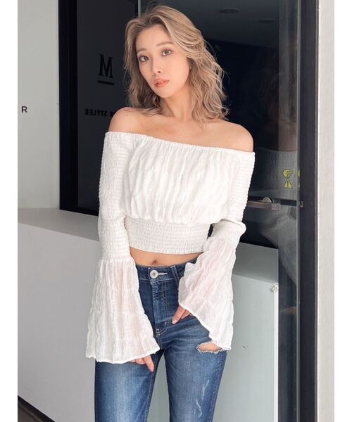 GYDA(ジェイダ)の「オフショルシャーリングスリーブブラウス(シャツ/ブラウス・レディース・オフホワイト/ブラック・FREE)」の17枚目の写真