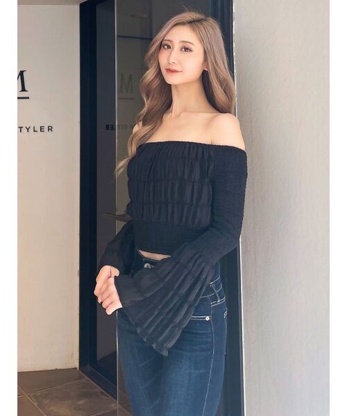 GYDA(ジェイダ)の「オフショルシャーリングスリーブブラウス(シャツ/ブラウス・レディース・オフホワイト/ブラック・FREE)」の22枚目の写真