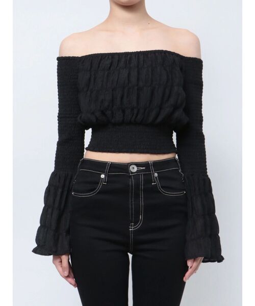 GYDA(ジェイダ)の「オフショルシャーリングスリーブブラウス(シャツ/ブラウス・レディース・オフホワイト/ブラック・FREE)」の7枚目の写真