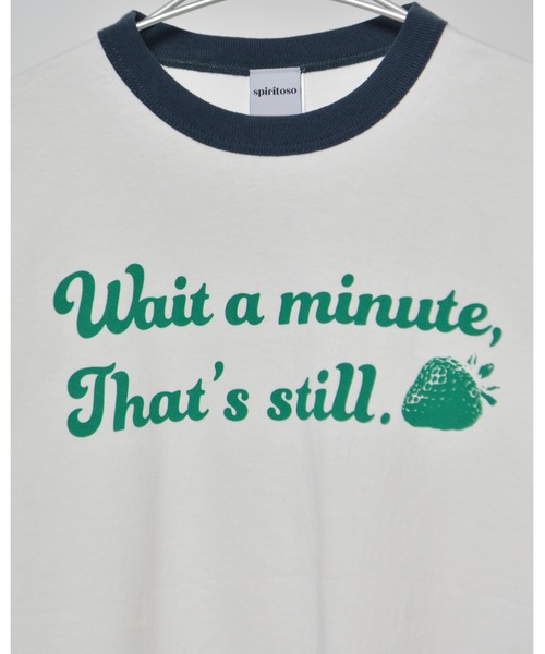 spiritoso(スピリトーゾ)の「【spiritoso】WAIT A MINUTEイチゴプリント リンガーTシャツ (CP)(Tシャツ/カットソー・レディース・ネイビー/ブラック/グリーン・FREE)」の7枚目の写真