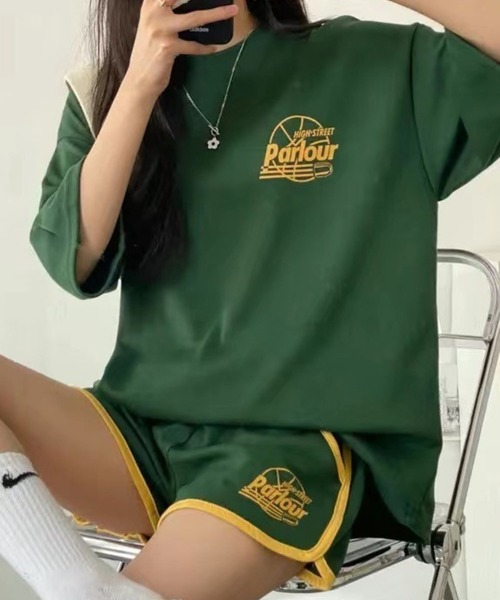 CANVAS+（キャンバスプラス）の「【CANVAS+】スポーティープリントTシャツ×ショートパンツSET（セットアップ・レディース・ブラック/グレー/グリーン/ライトグレー・M）」の5枚目の写真