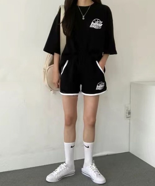 CANVAS+（キャンバスプラス）の「【CANVAS+】スポーティープリントTシャツ×ショートパンツSET（セットアップ・レディース・ブラック/グレー/グリーン/ライトグレー・M）」の20枚目の写真