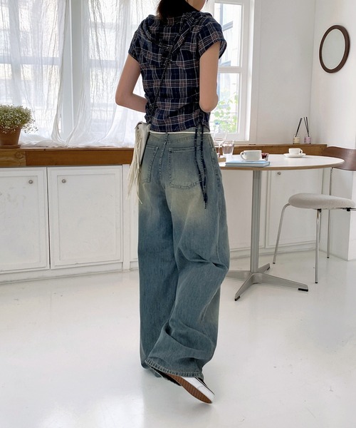by muni:r(バイ ムニール)の「ストリングオーバーロングデニムパンツ(デニムパンツ・レディース・ブルー・SMALL/MEDIUM)」の8枚目の写真