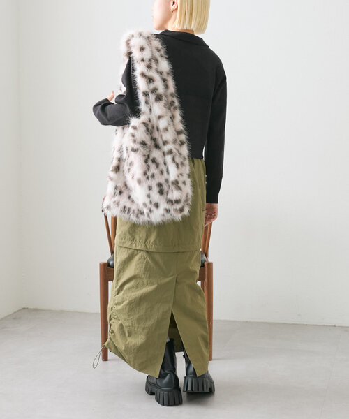 w closet(ダブルクローゼット)の「フェザートートBAG(トートバッグ・レディース・グレー/オフホワイト/ピンク・ONE SIZE)」の6枚目の写真
