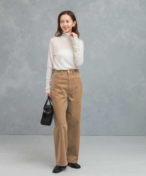 URBAN RESEARCH ROSSO WOMEN（アーバンリサーチ　ロッソ）の「シルク混タートルネックプルオーバー（Tシャツ/カットソー・レディース・オフホワイト/ブルー系その他/イエロー・FREE）」の5枚目の写真