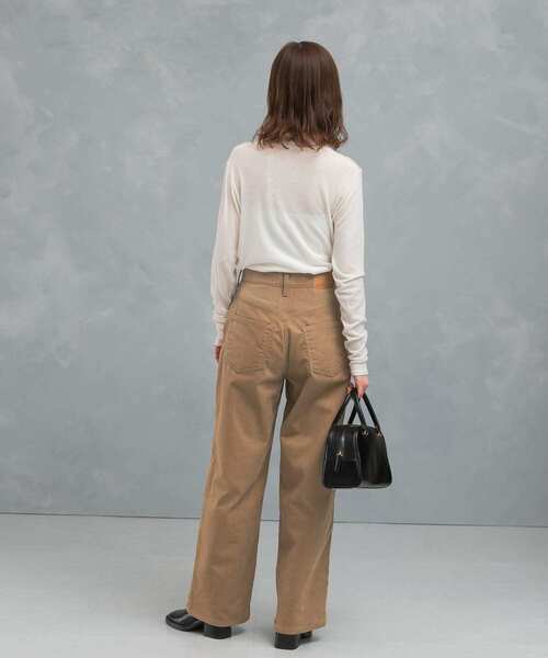 URBAN RESEARCH ROSSO WOMEN（アーバンリサーチ　ロッソ）の「シルク混タートルネックプルオーバー（Tシャツ/カットソー・レディース・オフホワイト/ブルー系その他/イエロー・FREE）」の6枚目の写真