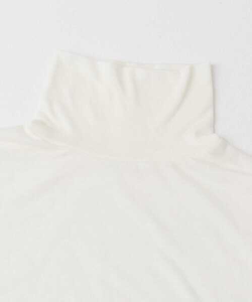 URBAN RESEARCH ROSSO WOMEN（アーバンリサーチ　ロッソ）の「シルク混タートルネックプルオーバー（Tシャツ/カットソー・レディース・オフホワイト/ブルー系その他/イエロー・FREE）」の19枚目の写真