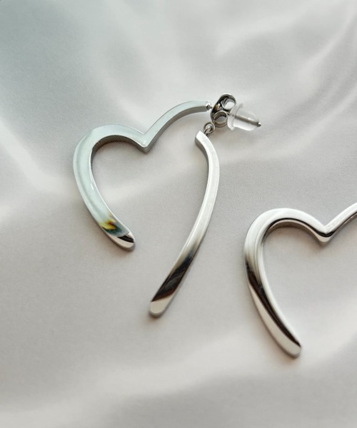ciite' surgical stainless（シーテサージカルステンレス）の「【 金属アレルギー対応 】 スリングハート リンクピアス サージカルステンレス（ピアス（両耳用）・レディース・シルバー/ゴールド・FREE）」の21枚目の写真