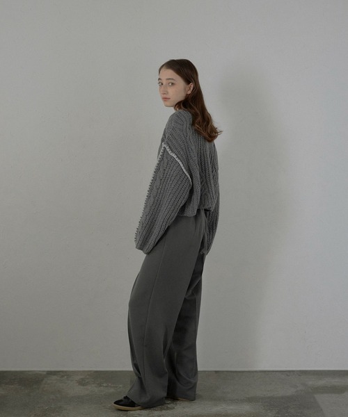 MINERTE（ミネルテ）の「【MINERTE】bicolor wide sleeve knit pullover / 配色ワイドスリーブニット（ニット/セーター・レディース・チャコールグレー/モカ・FREE）」の6枚目の写真