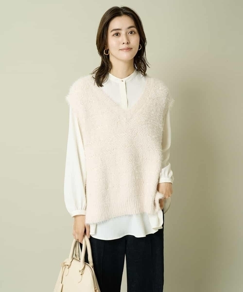 a.v.v（アーヴェヴェ）の「ウエスト切り替えペプラムブラウス（シャツ/ブラウス・レディース・アイボリー/グレー・40/38/42/34/36）」の13枚目の写真