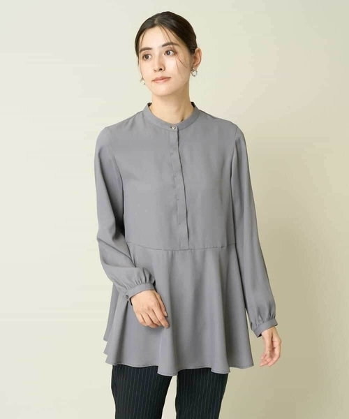 a.v.v（アーヴェヴェ）の「ウエスト切り替えペプラムブラウス（シャツ/ブラウス・レディース・アイボリー/グレー・40/38/42/34/36）」の22枚目の写真