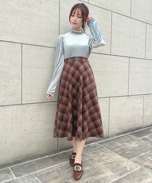 F i.n.t（フィント）の「ハイネックベロアパフスリーブトップス/F&A/fint（Tシャツ/カットソー・レディース・ライトブルー/ブラック/ピンク・FREE）」の6枚目の写真