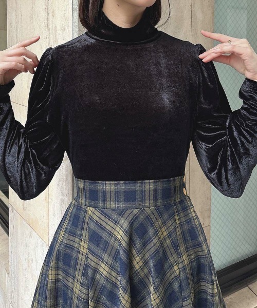 F i.n.t（フィント）の「ハイネックベロアパフスリーブトップス/F&A/fint（Tシャツ/カットソー・レディース・ライトブルー/ブラック/ピンク・FREE）」の11枚目の写真